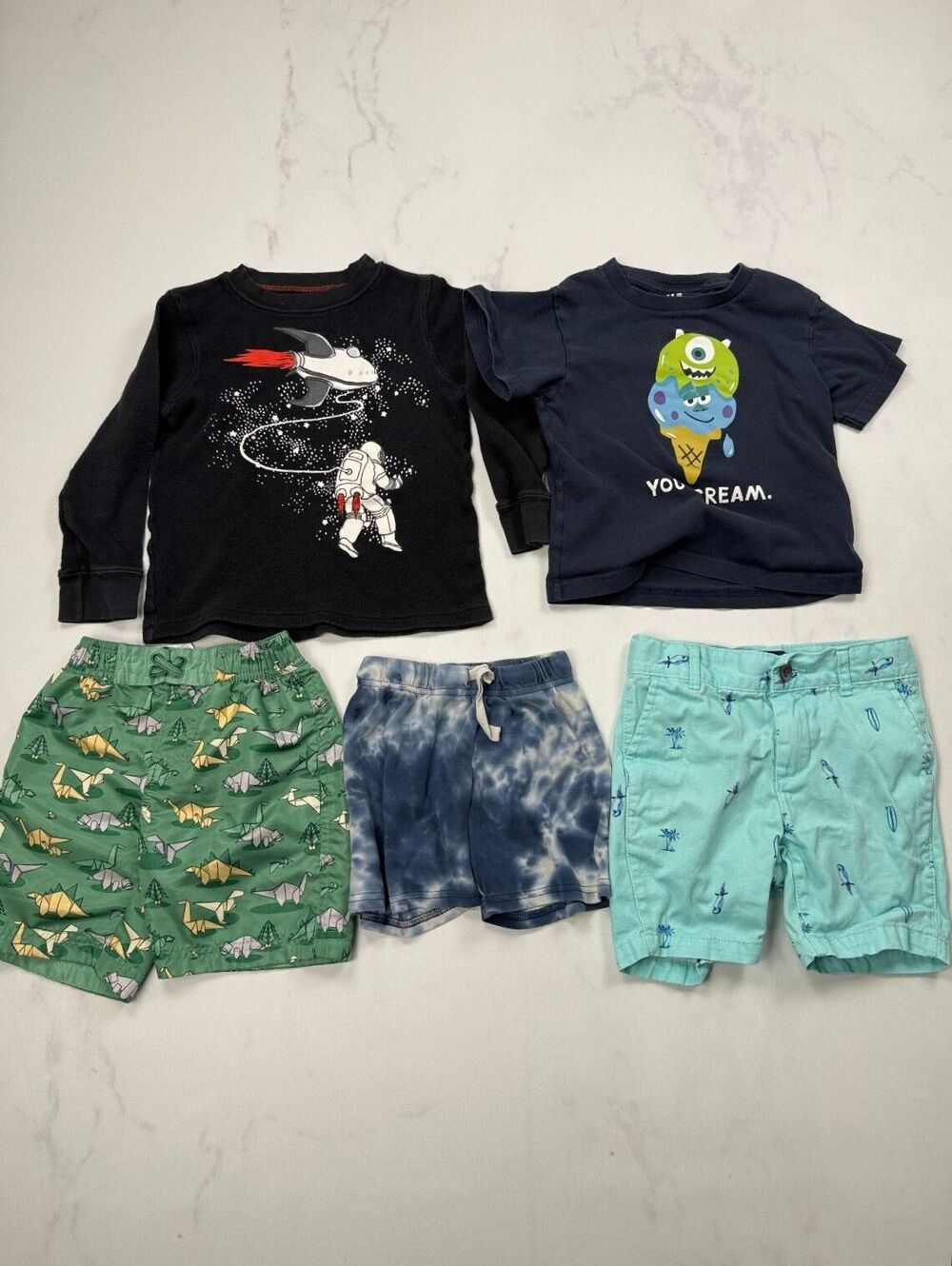 Owlivia Carter's Place Uniqlo Shorts & Graphic Tee Bundle of 5 - Boys 4 4T 100